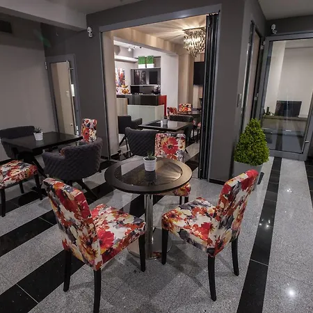 Hotel Diamond Living Drama