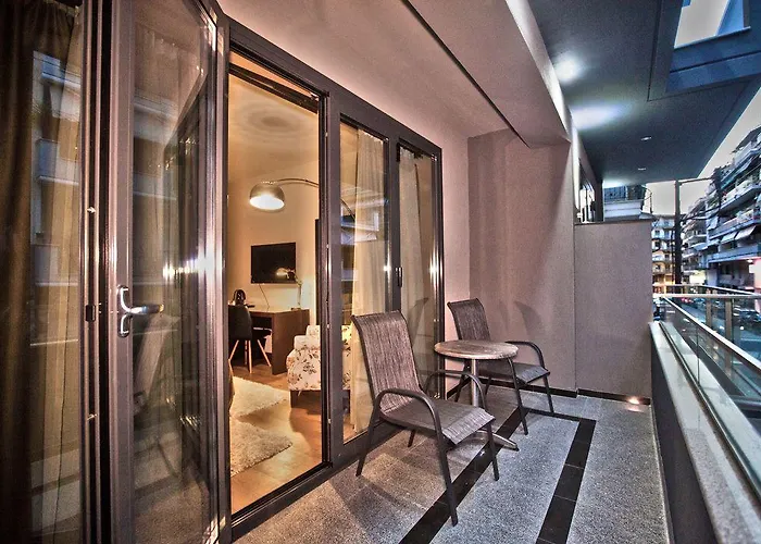 Ξενοδοχείο Diamond Living 3*